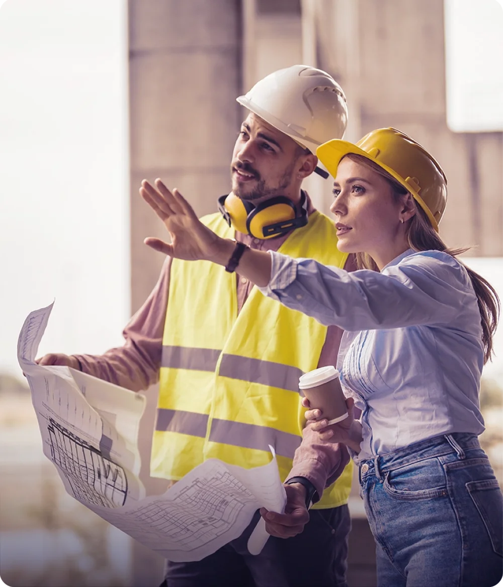 Profissionais do setor da construção em obra
