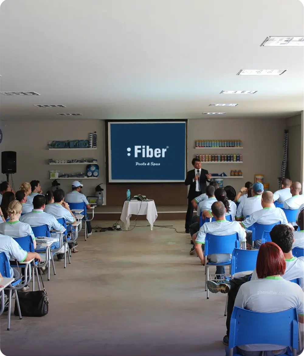 Treinamento e suporte técnico para franqueados Fiber